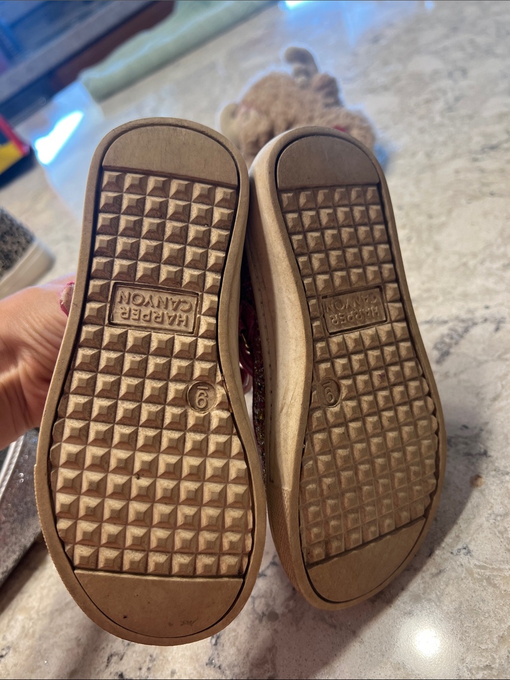A lot of size 9-10 shoes. Gently worn - Picture 13 of 13